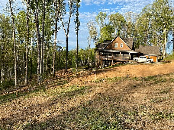 3rd image of Schooner Ln