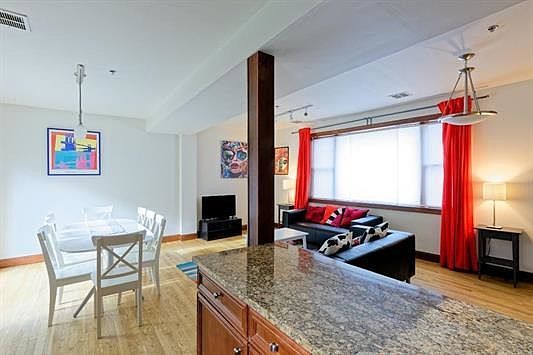 3rd image of 377 1st St APT 2