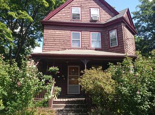 3 Washburn Pl, Brookline, MA 02446