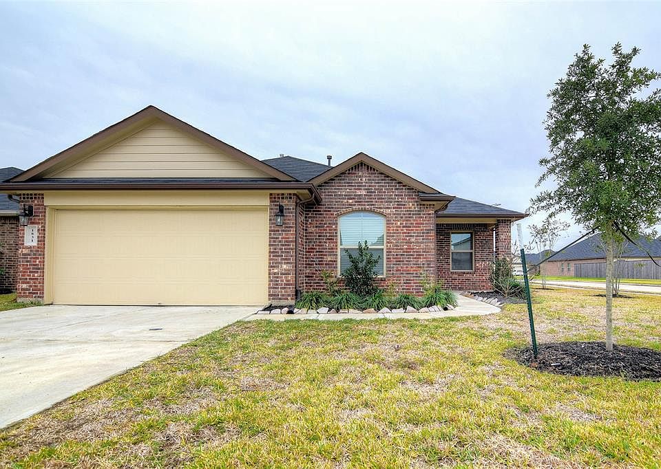 1st image of 1831 Bravos Manor Ln