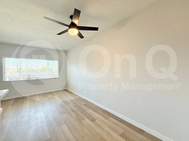 25 E Eva St #17 — Photo 20