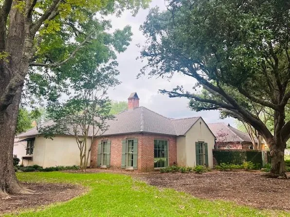 6230 Landmark Dr, Alexandria, LA 71301