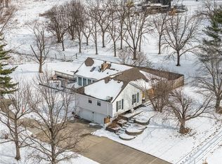 35808 E Pink Hill Rd #64075, Oak Grove, MO 64075