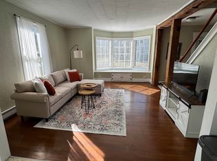 15 Pleasant St #B, West Lebanon, NH 03784