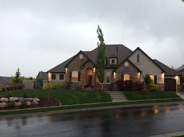 649 S Cordova Ct, North Salt Lake, UT 84054