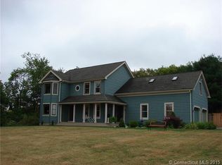 368 Dugg Hill Rd, Woodstock, CT 06281