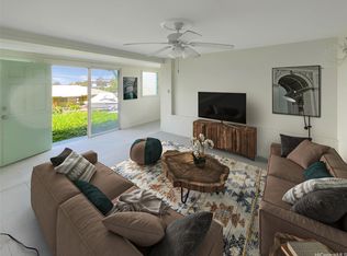 99-676 Halawa Dr, Aiea, HI 96701