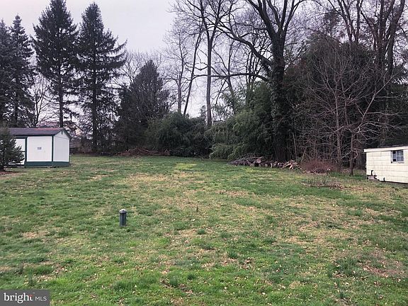 4th image of 22 Walstan Ave
