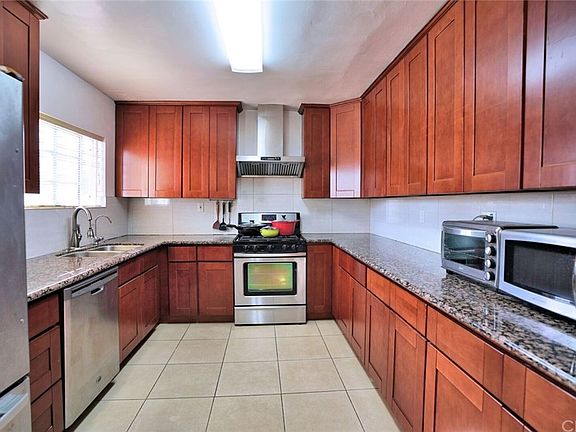 5th image of 5429 N Charlotte Ave