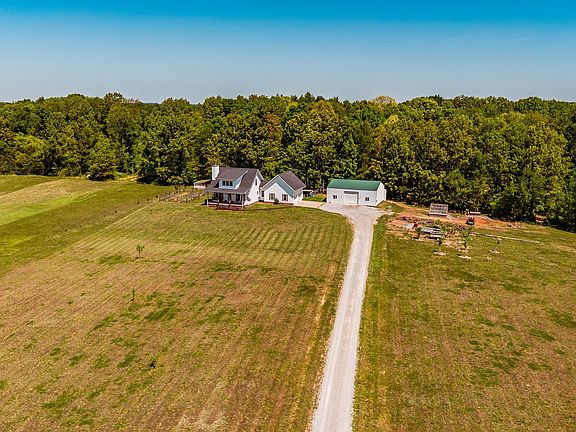 3rd image of 237 Lear Rd