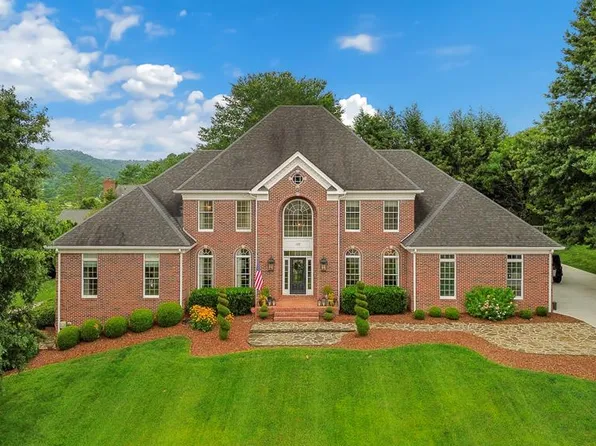 328 Winterham Dr, Abingdon, VA 24211