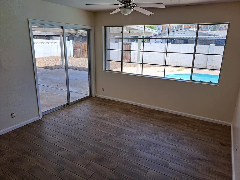 7308 E Latham St — Photo 16