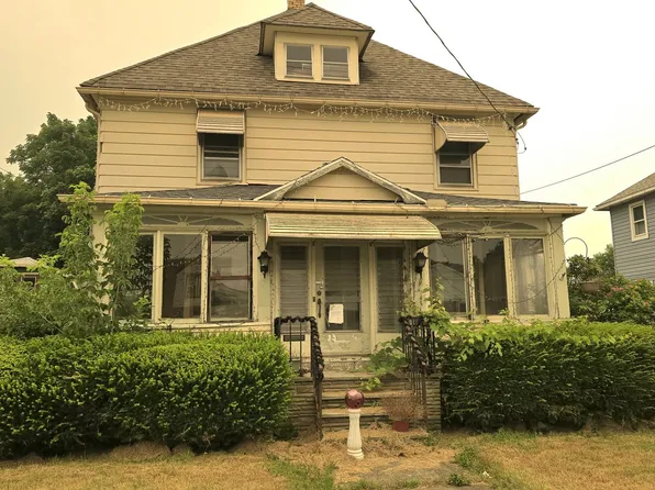 147 N Broad St, Johnson City, NY 13790
