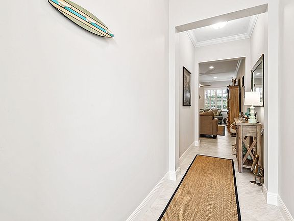4th image of 130 Ocean Breeze Dr