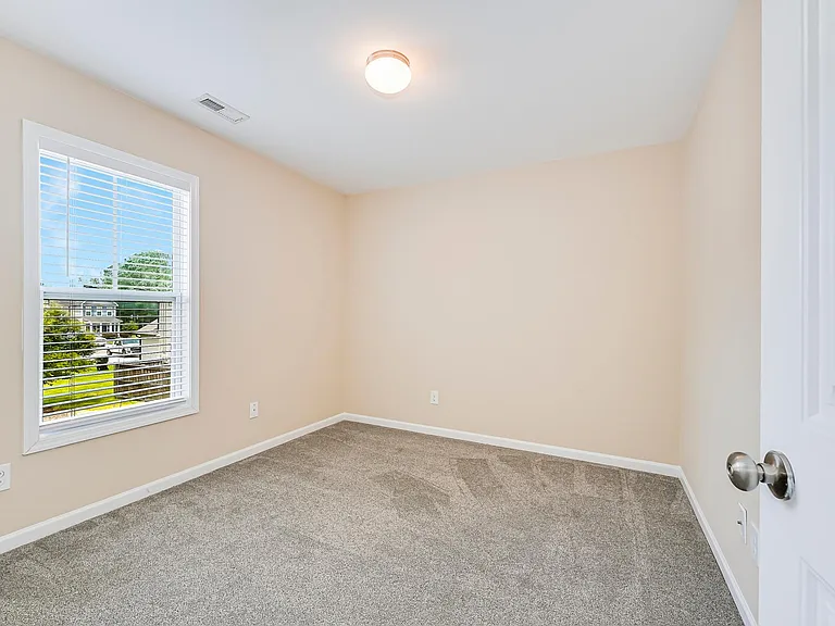 1261 S Brook Rd — Photo 23
