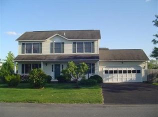 8 Windrose Way, Watervliet, NY 12189