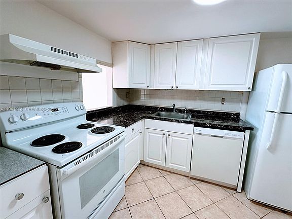 3rd image of 4364 NW 9th Ave APT 16-3F