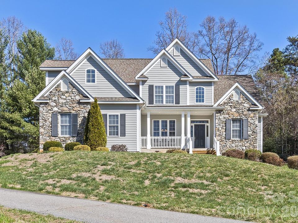 1st image of 75 Eastmoor Dr
