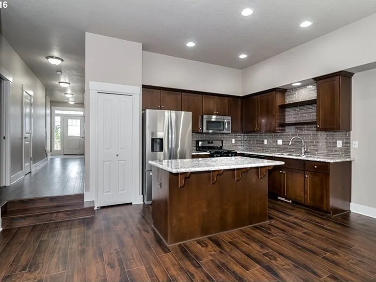 16177 SE Pyrite St — Photo 4