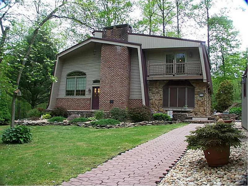 523 Stewarton Rd photo 1