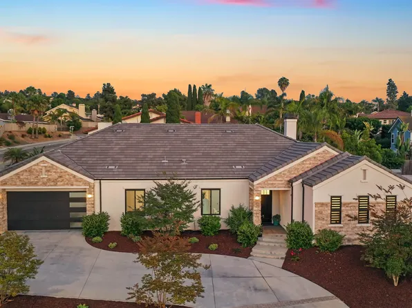 3111 Cadencia St, Carlsbad, CA 92009