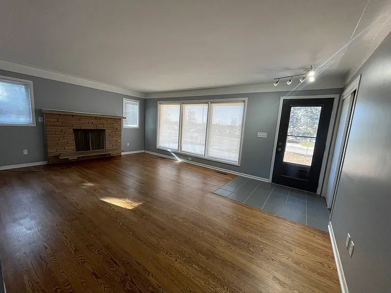 2646 Kraft Ave SE — Photo 9