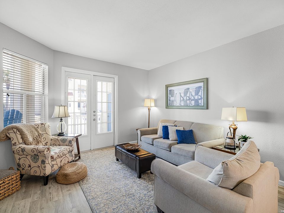 1st image of 14721 Whitecap Blvd #156