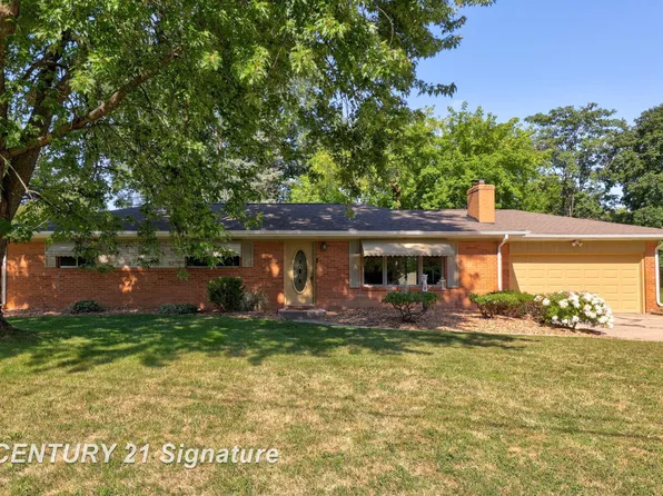 1466 Sheffield Dr, Saginaw, MI 48638