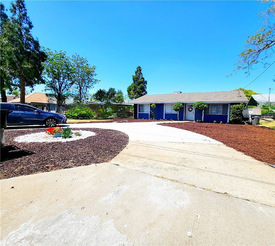 951 N California Ave Beaumont CA 92223 Zillow