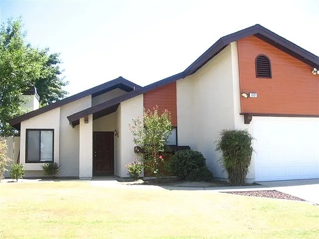 7001 Shelby Loop photo 1