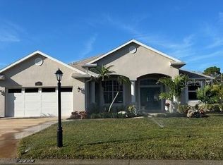 6623 Peach Tree Creek Rd, Bradenton, FL 34203
