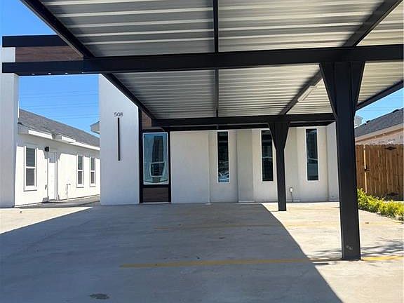 5th image of 508 N Emerald Ave #2