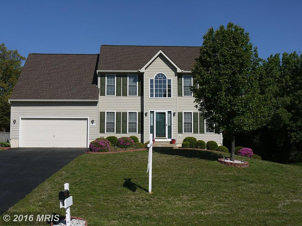 1st image of 4211 Amelia Dr