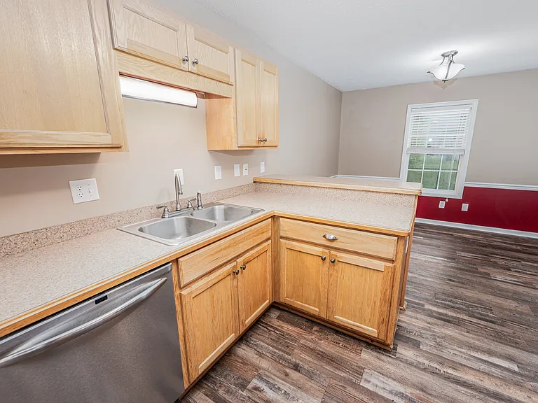 910 Gum Branch Ct — Photo 10