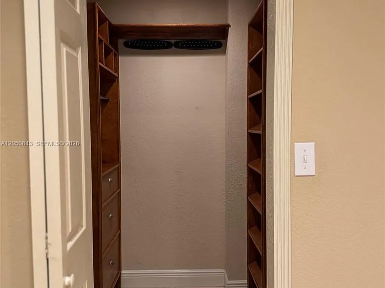 9301 SW 92nd Ave #212-B — Photo 16
