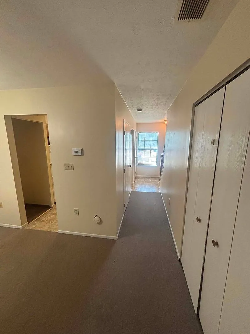 2-bedroom, 1.5-bath townhouse in Miamisburg — Photo 4
