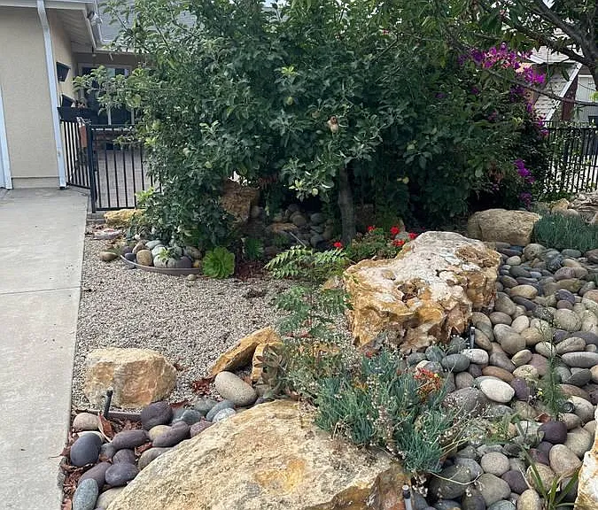 Front of house 4.
