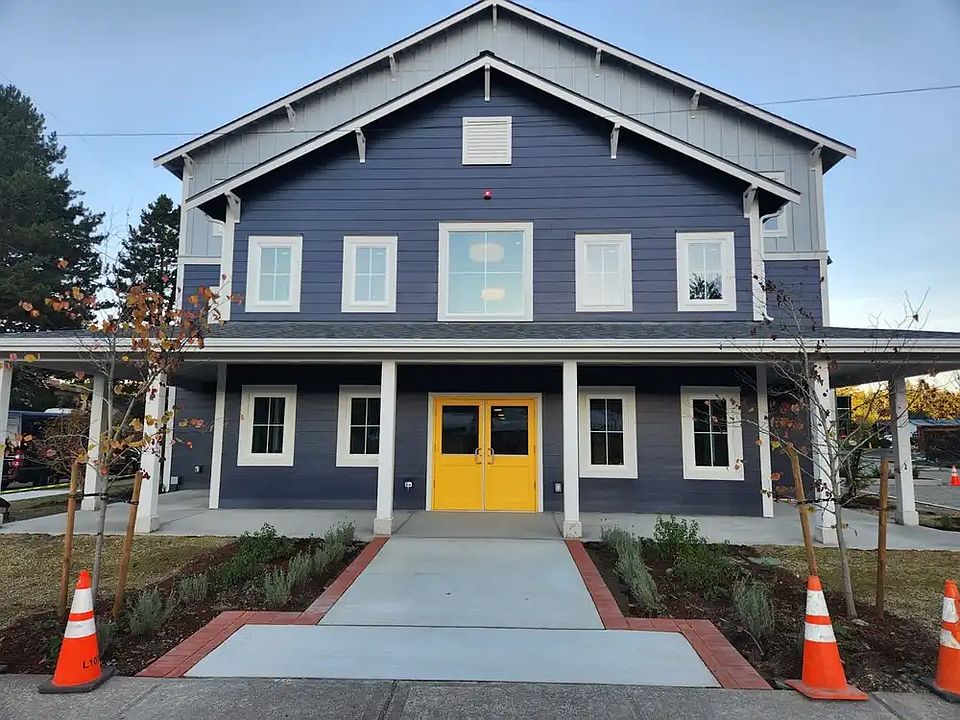 1st image of 4690 Stephens Ave #301