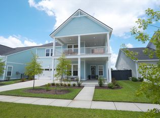 215 Ashworth Dr, Summerville, SC 29486