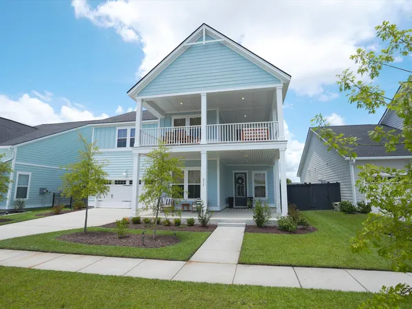 215 Ashworth Dr, Summerville, SC 29486