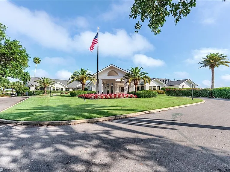 8529 Fairway Bend Dr — Photo 22