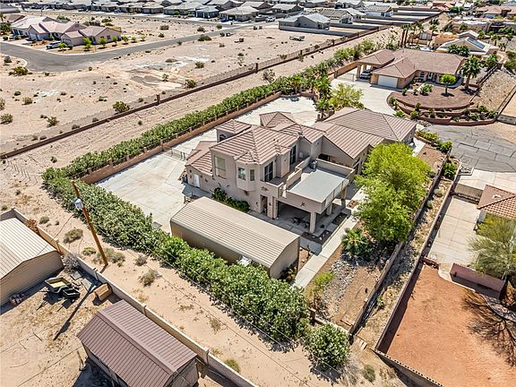 3rd image of 2045 E Primavera Lane