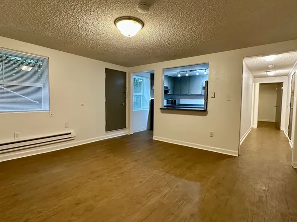 Monterey Apartments, 622 1st Ave W APT C, Seattle, WA 98119