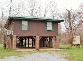 196 Beaver Dam Dr, Lucedale, MS 39452