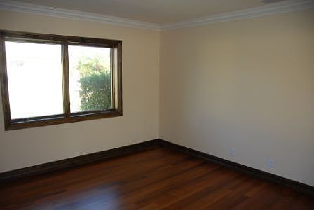 4th image of 3217 Embassy Dr