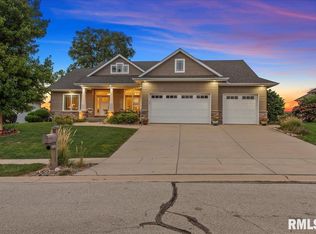 6005 Hedley Rd, Springfield, IL 62711