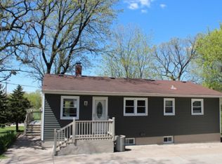 6508 30th St N, Oakdale, MN 55128