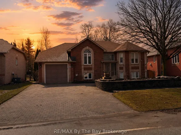 437 Ramblewood Dr, Wasaga Beach, ON L9Z 1P3