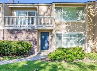 15050 Campus Park Dr APT B, Moorpark, CA 93021