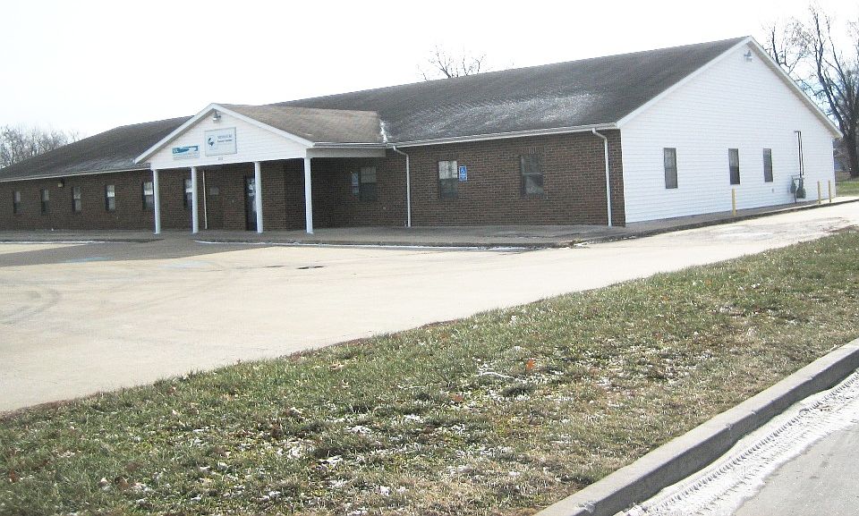 1st image of 1212 W 24 Highway